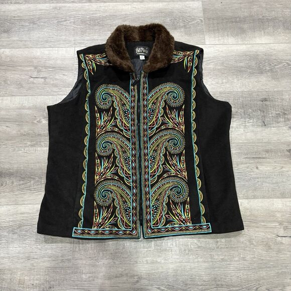 BOB MACKIE Wearable Art Black Embroidered Fleece Vest Faux Fur Collar Size XL - Picture 1 of 7